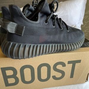 YEEZY BOOST 350 V2 MONO CINDER